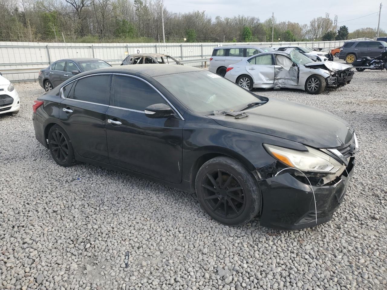 2017 NISSAN ALTIMA 2.5 - Фото 4