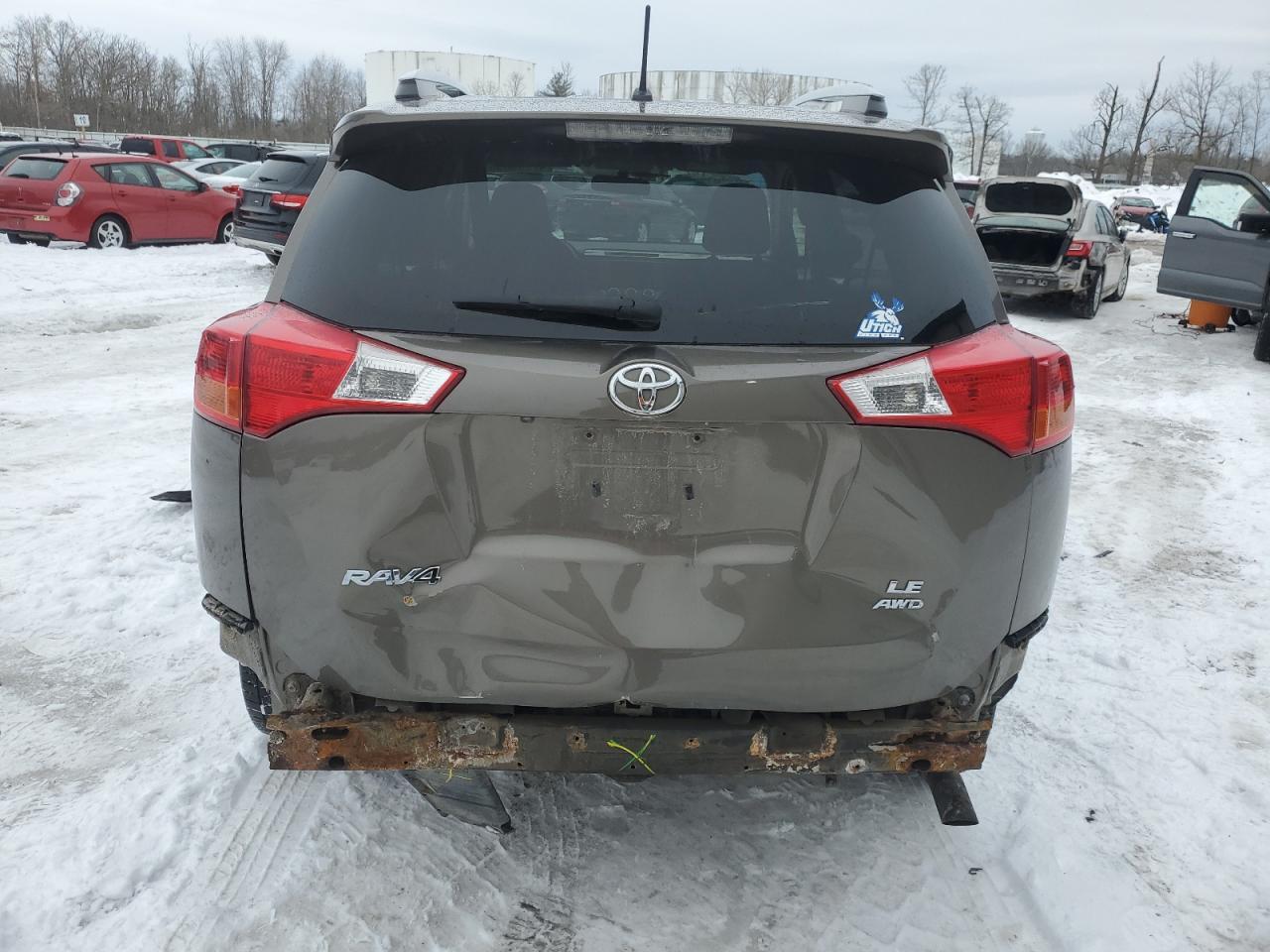 2015 TOYOTA RAV4 LE - Image 6