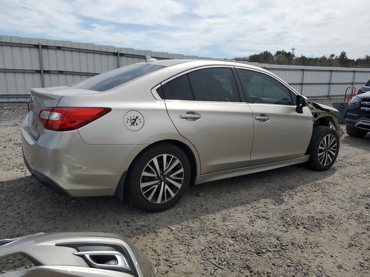 2018 SUBARU LEGACY 2.5 - Image 3
