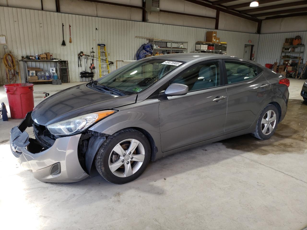 2013 HYUNDAI ELANTRA GL