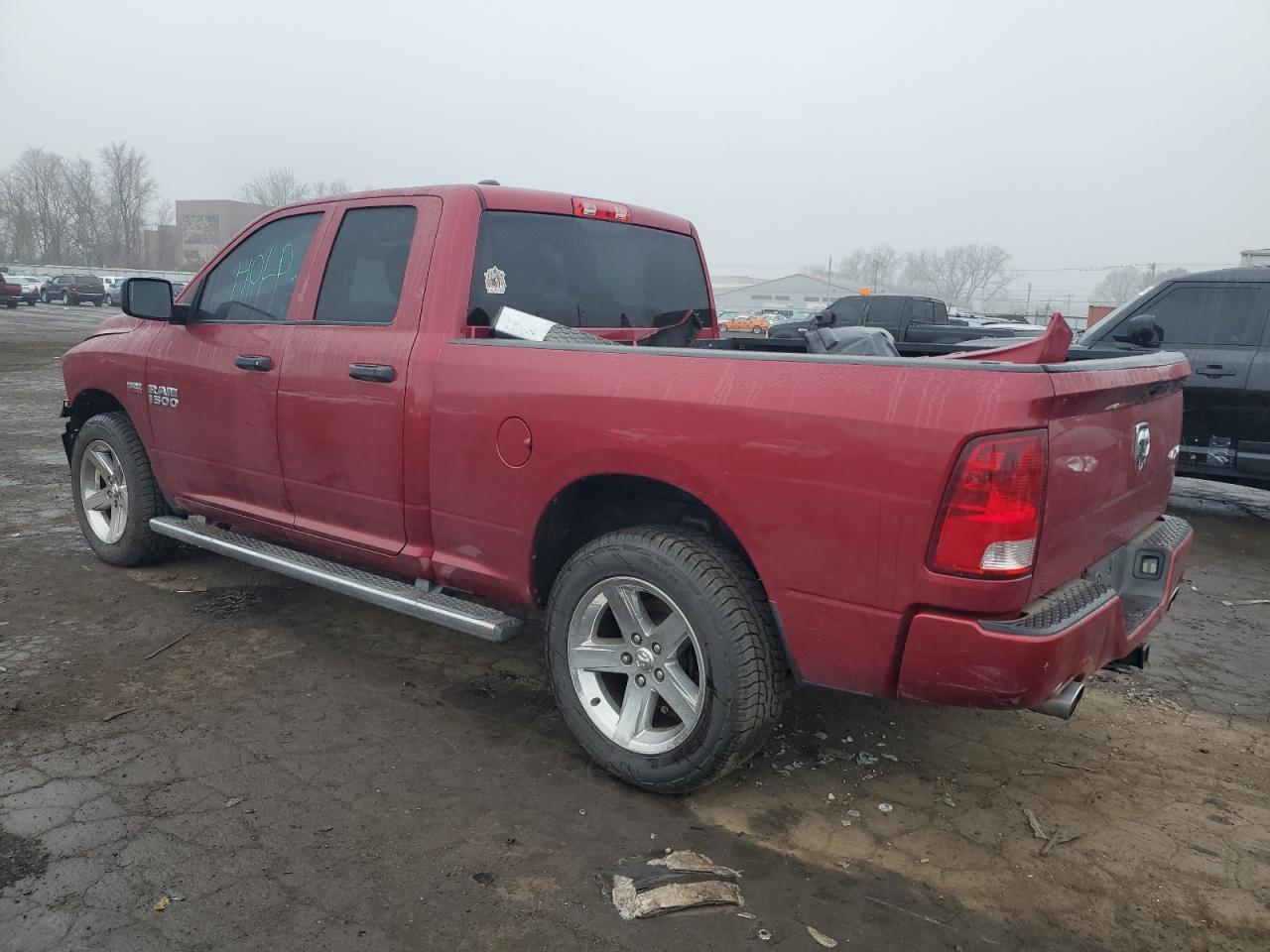 2014 RAM 1500 ST - Фото 2