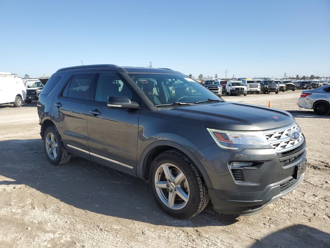 2018 FORD EXPLORER X - Image 4