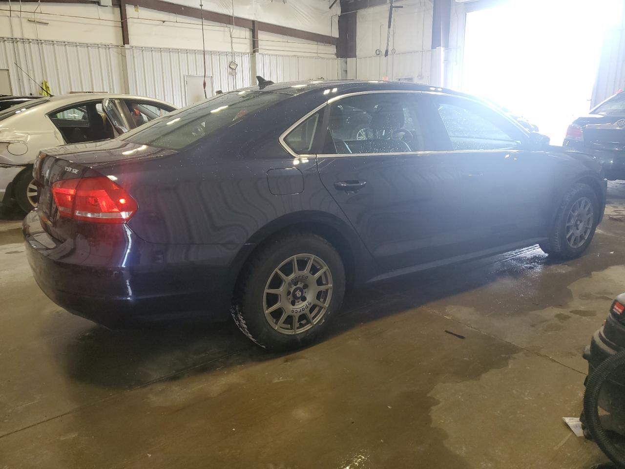 2014 VOLKSWAGEN PASSAT SE - Фото 3