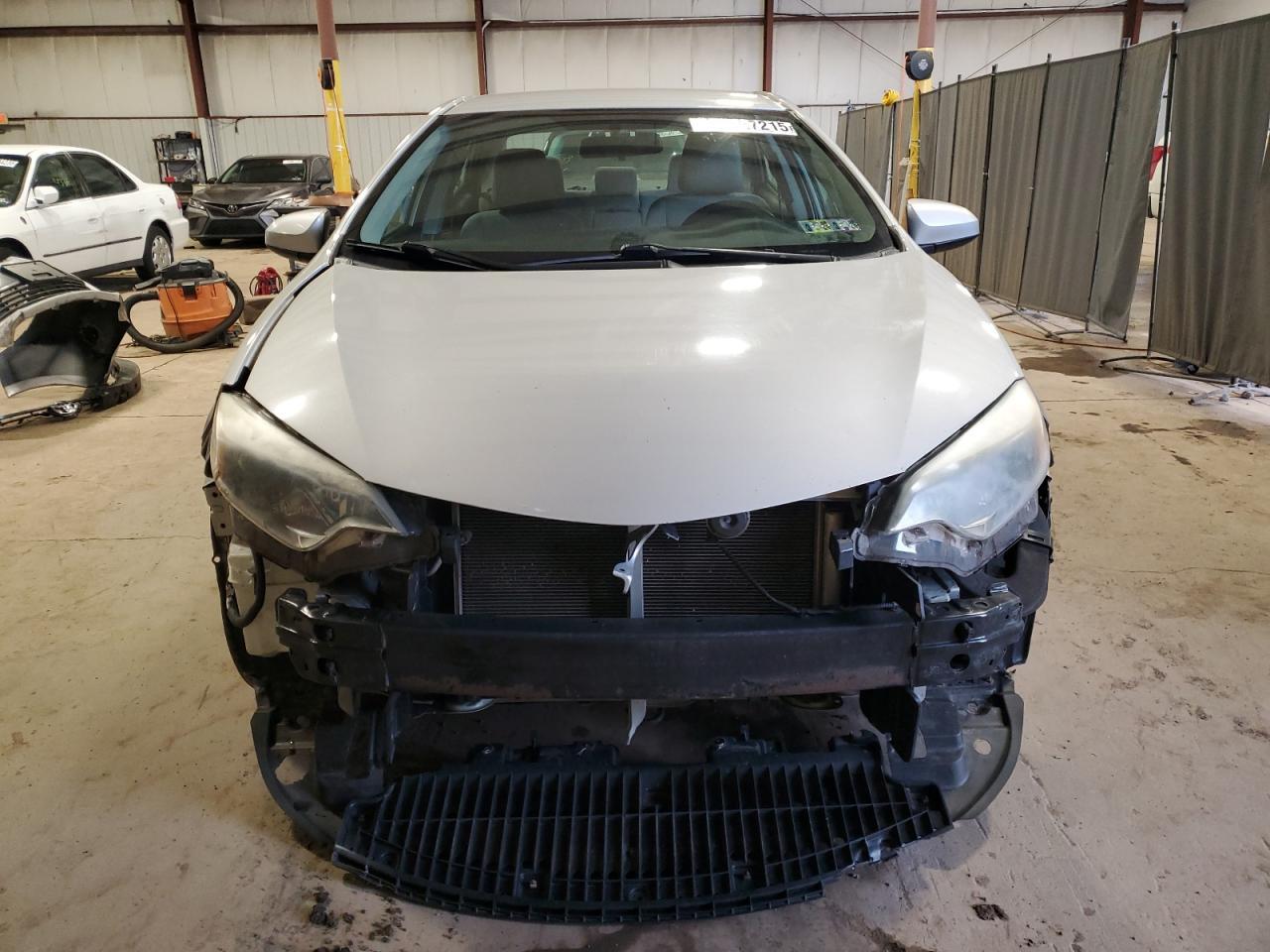 2015 TOYOTA COROLLA L - Фото 5