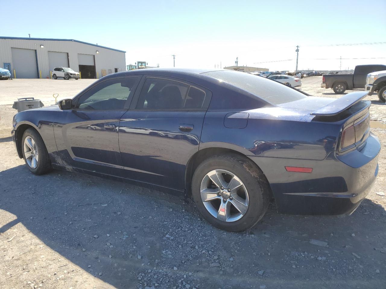 2013 DODGE CHARGER SE - Фото 2