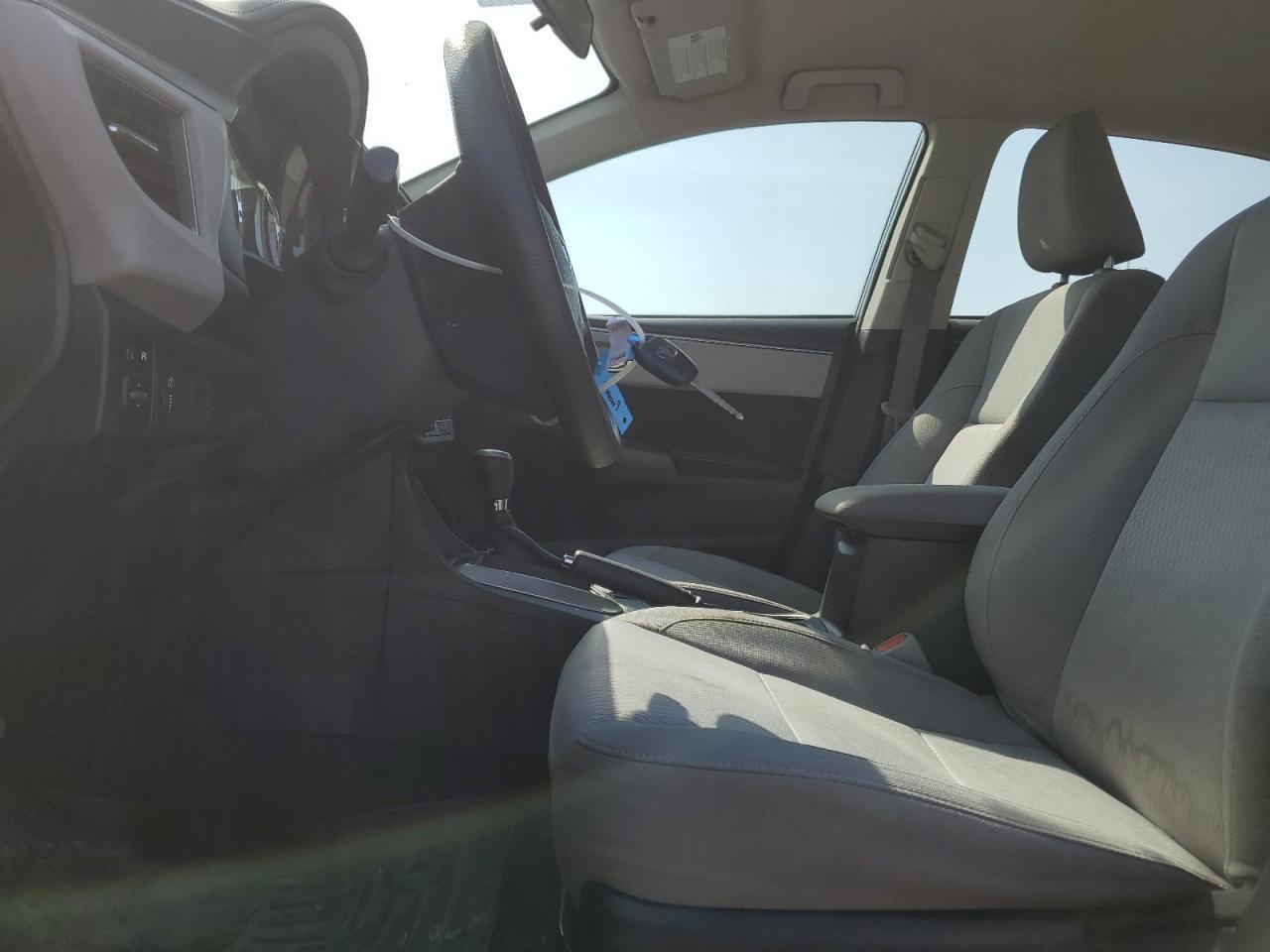 2014 TOYOTA COROLLA L - Фото 7