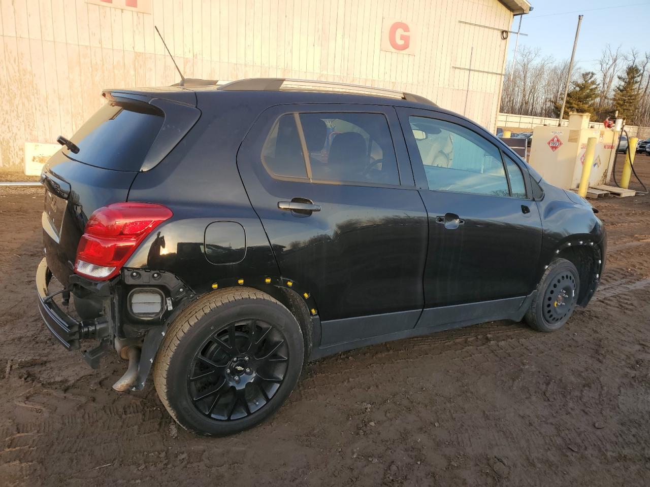 2021 CHEVROLET TRAX 1LT - Image 3