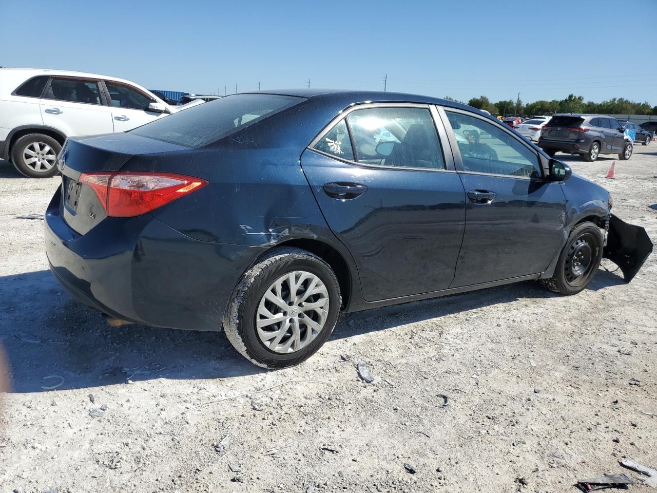 2018 TOYOTA COROLLA L - Image 3