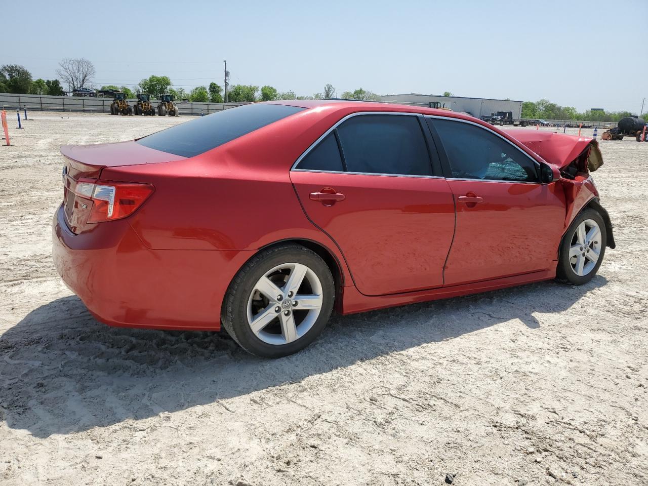2012 TOYOTA CAMRY BASE - Фото 3