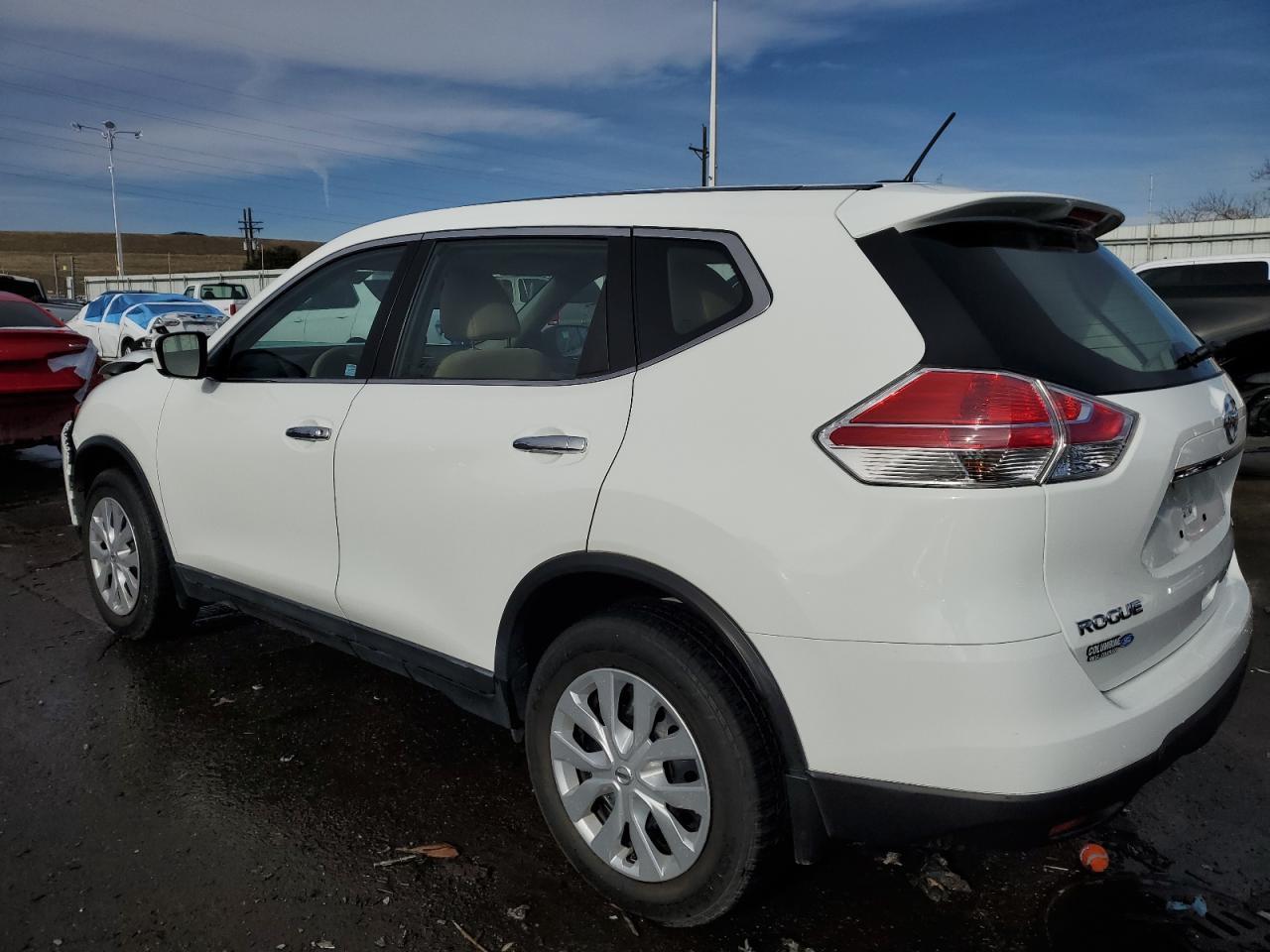 2015 NISSAN ROGUE S - Фото 2