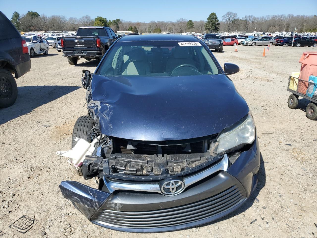2015 TOYOTA CAMRY LE - Фото 5