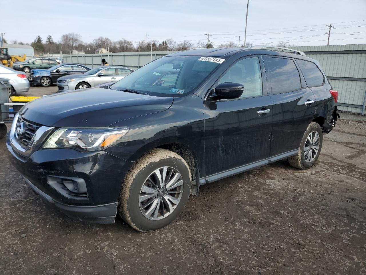2017 NISSAN PATHFINDER