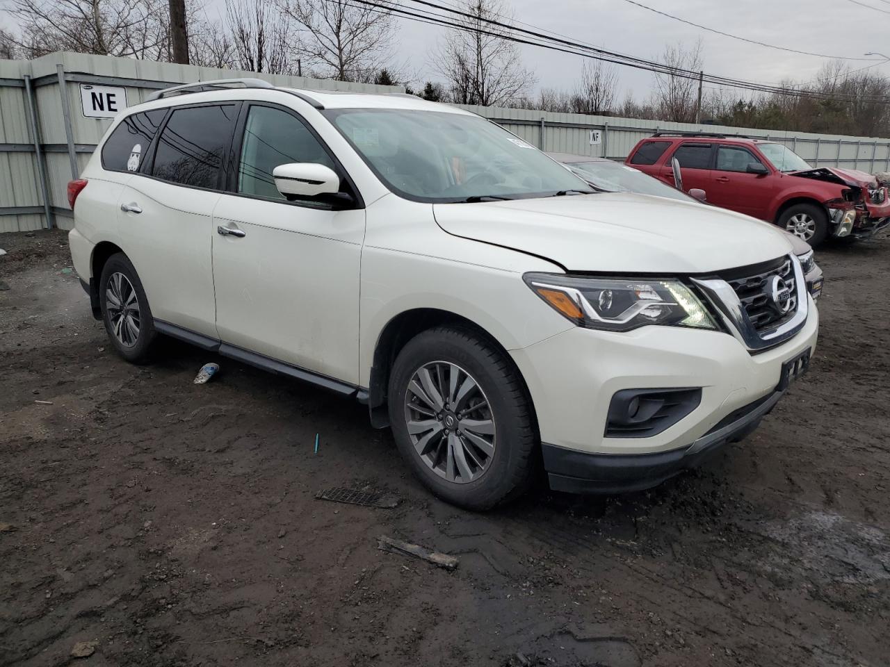 2017 NISSAN PATHFINDER - Фото 4