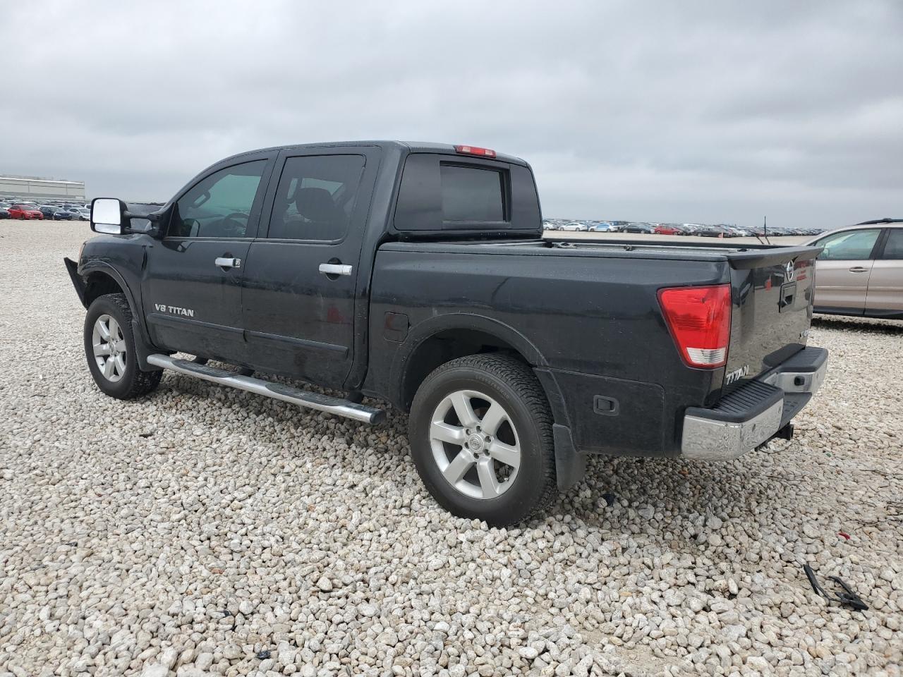 2013 NISSAN TITAN S - Фото 2