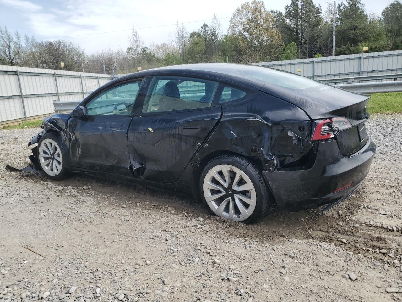 2023 TESLA MODEL 3 - Фото 2