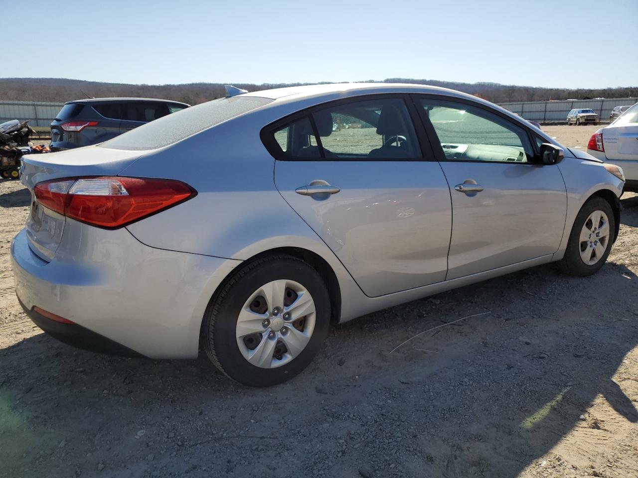 2015 KIA FORTE LX - Фото 3