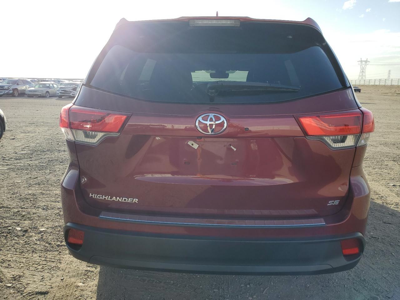 2018 TOYOTA HIGHLANDER - Image 6