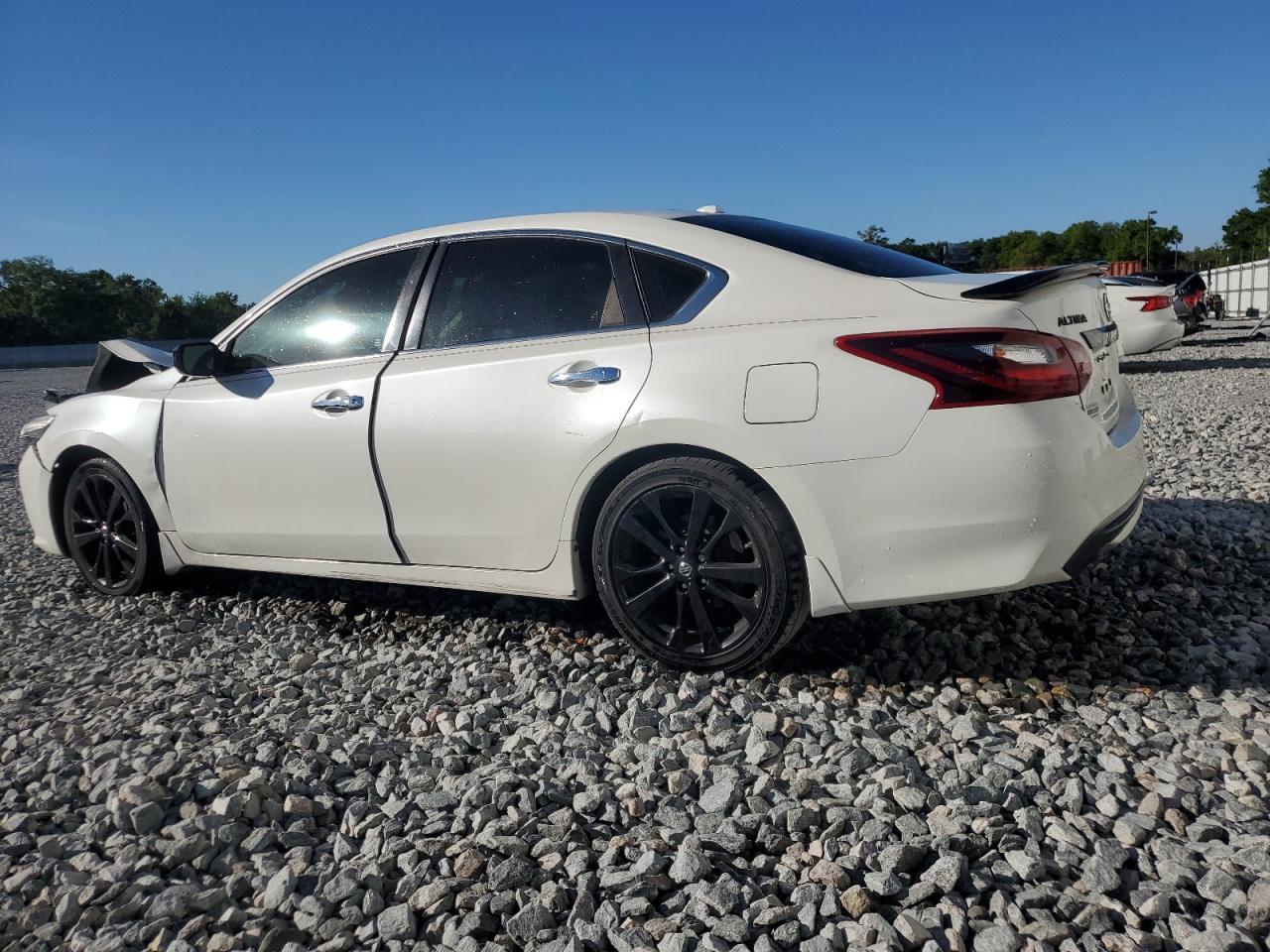 2018 NISSAN ALTIMA 2.5 - Фото 2