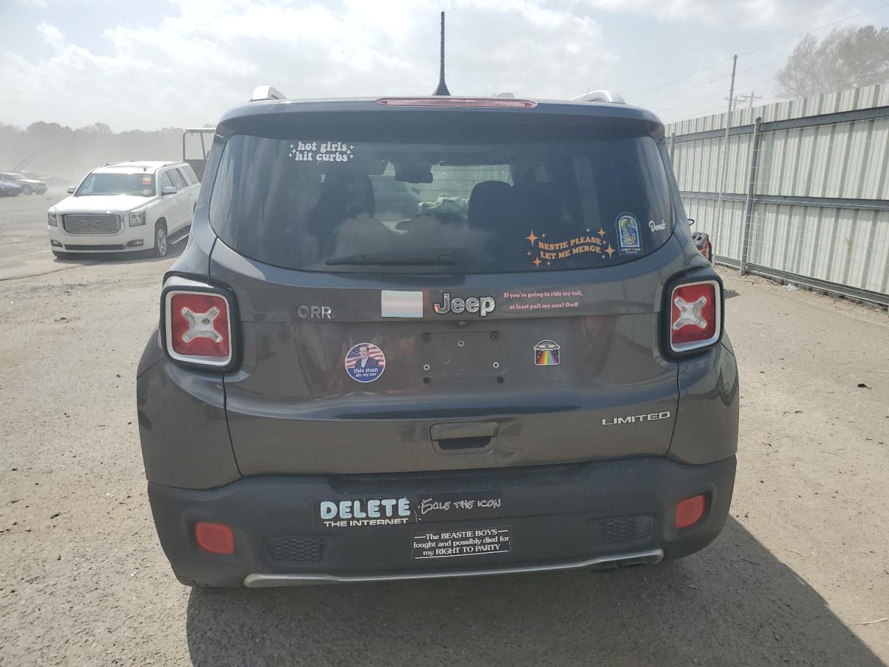 2018 JEEP RENEGADE L - Image 6