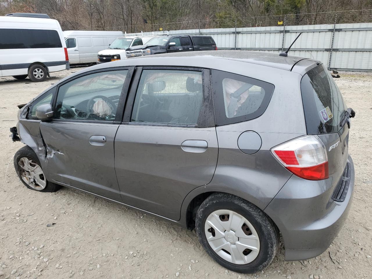 2013 HONDA FIT - Фото 2