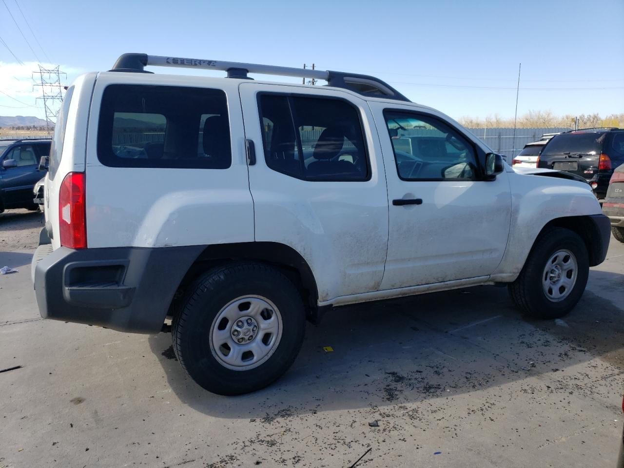 2014 NISSAN XTERRA X - Image 3