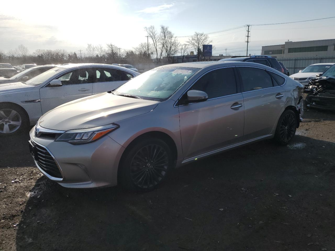 2016 TOYOTA AVALON XLE
