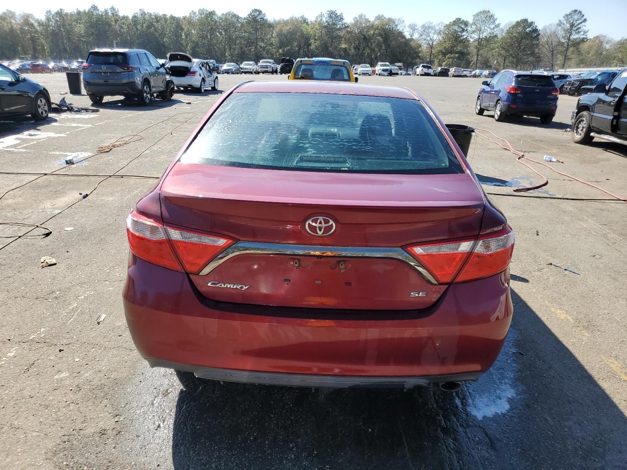 2015 TOYOTA CAMRY LE - Image 6