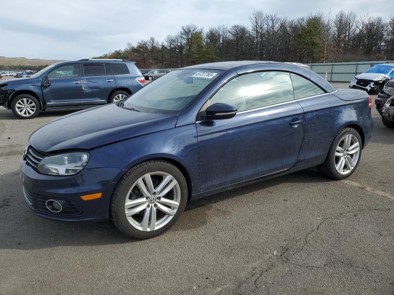2012 VOLKSWAGEN EOS LUX