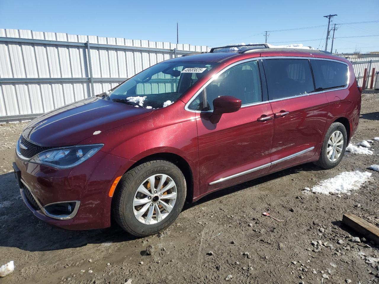 2017 CHRYSLER PACIFICA T