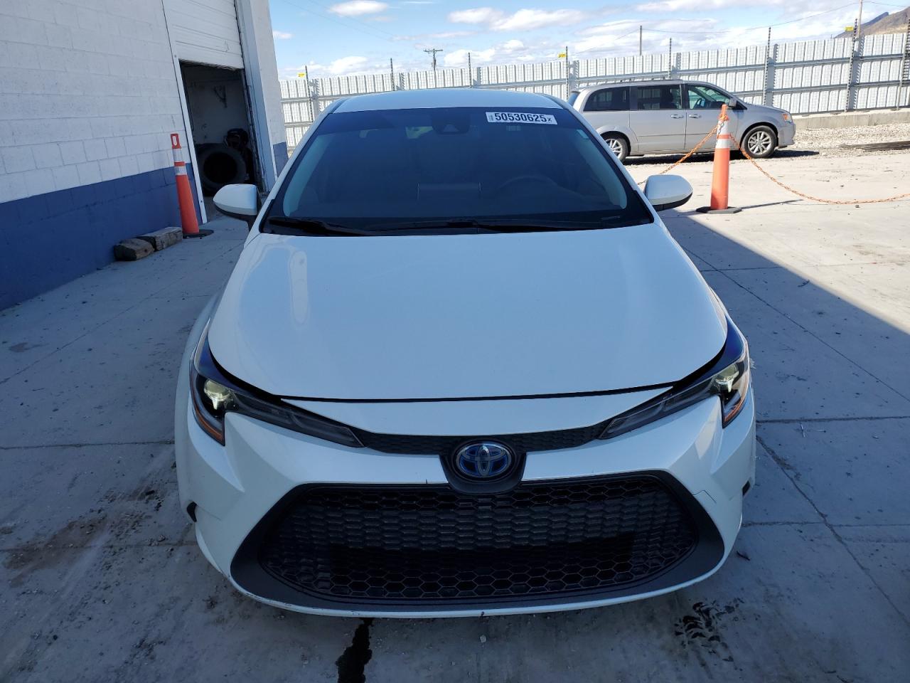 2021 TOYOTA COROLLA LE - Фото 5