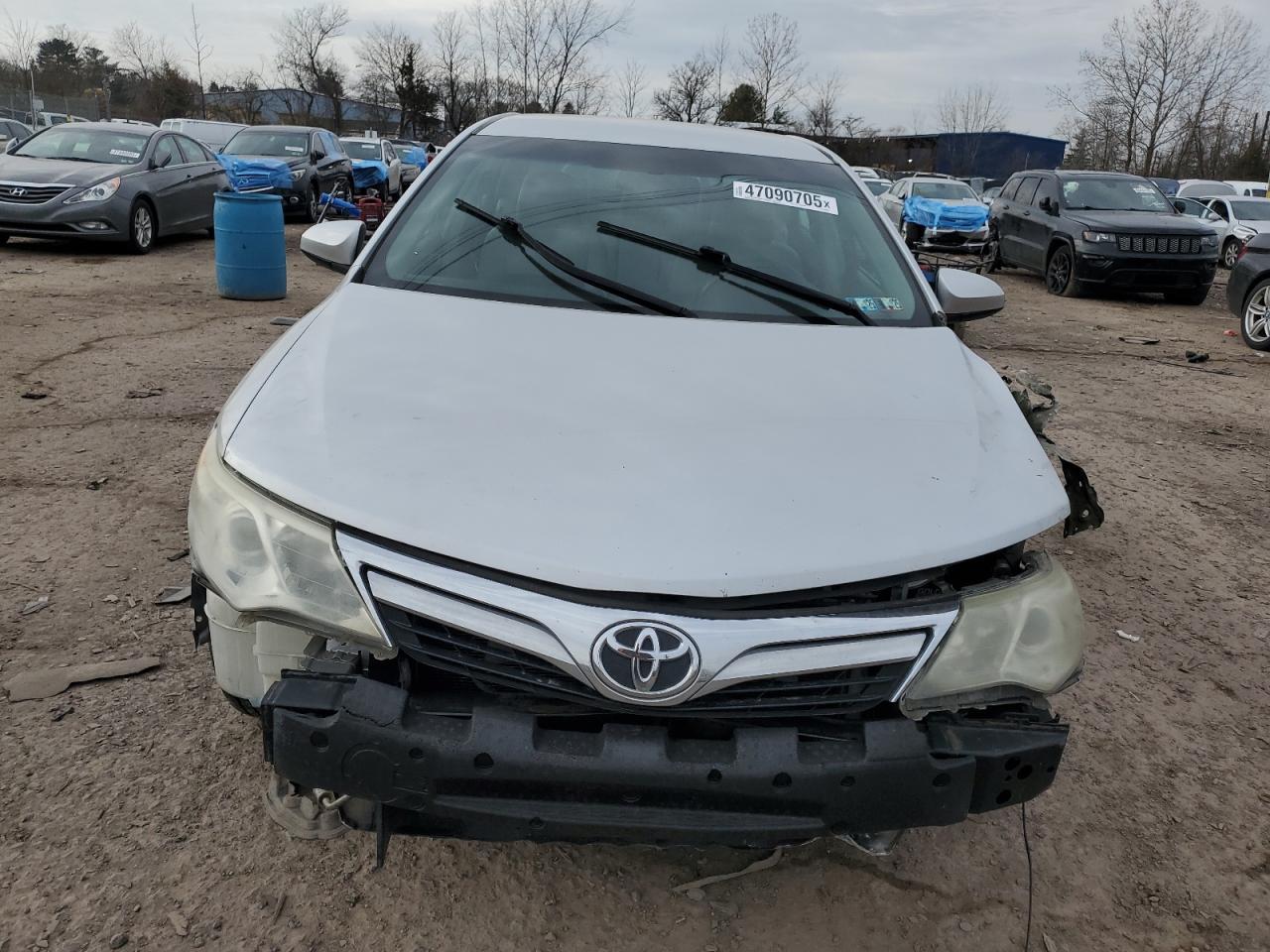 2014 TOYOTA CAMRY L - Image 5