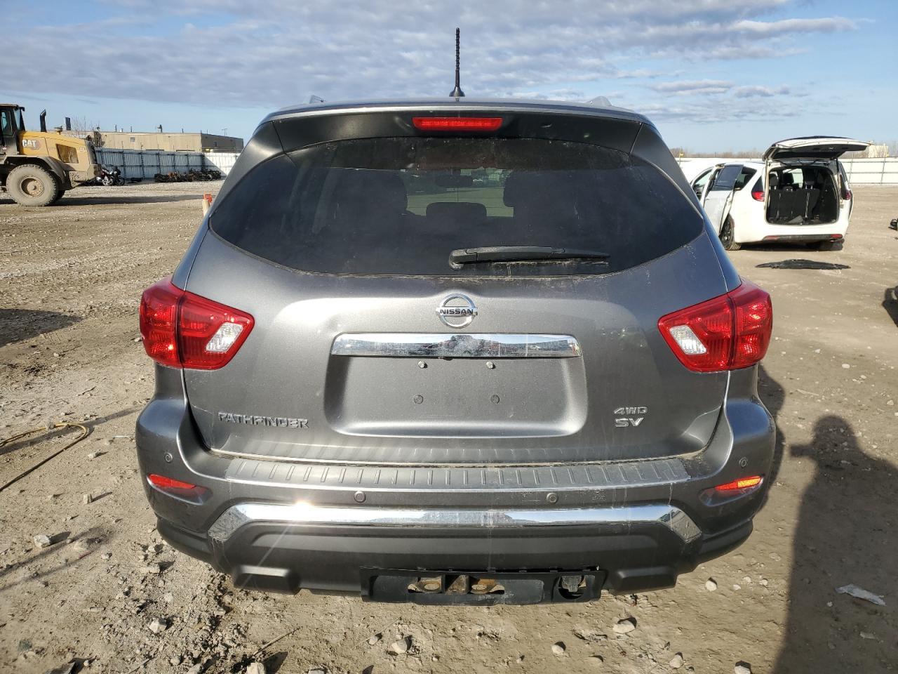 2017 NISSAN PATHFINDER - Image 6