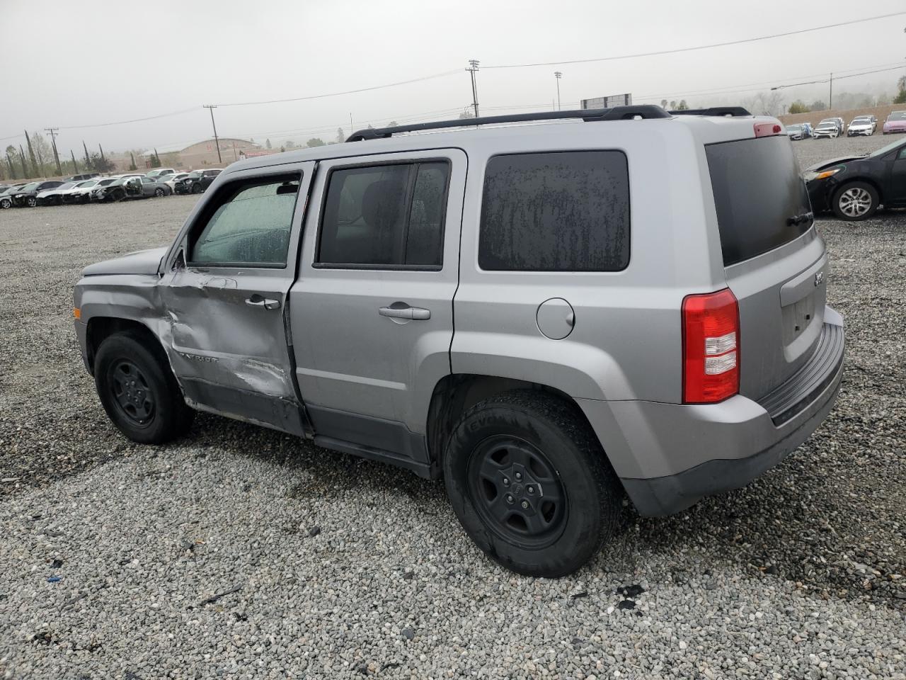 2015 JEEP PATRIOT SP - Фото 2