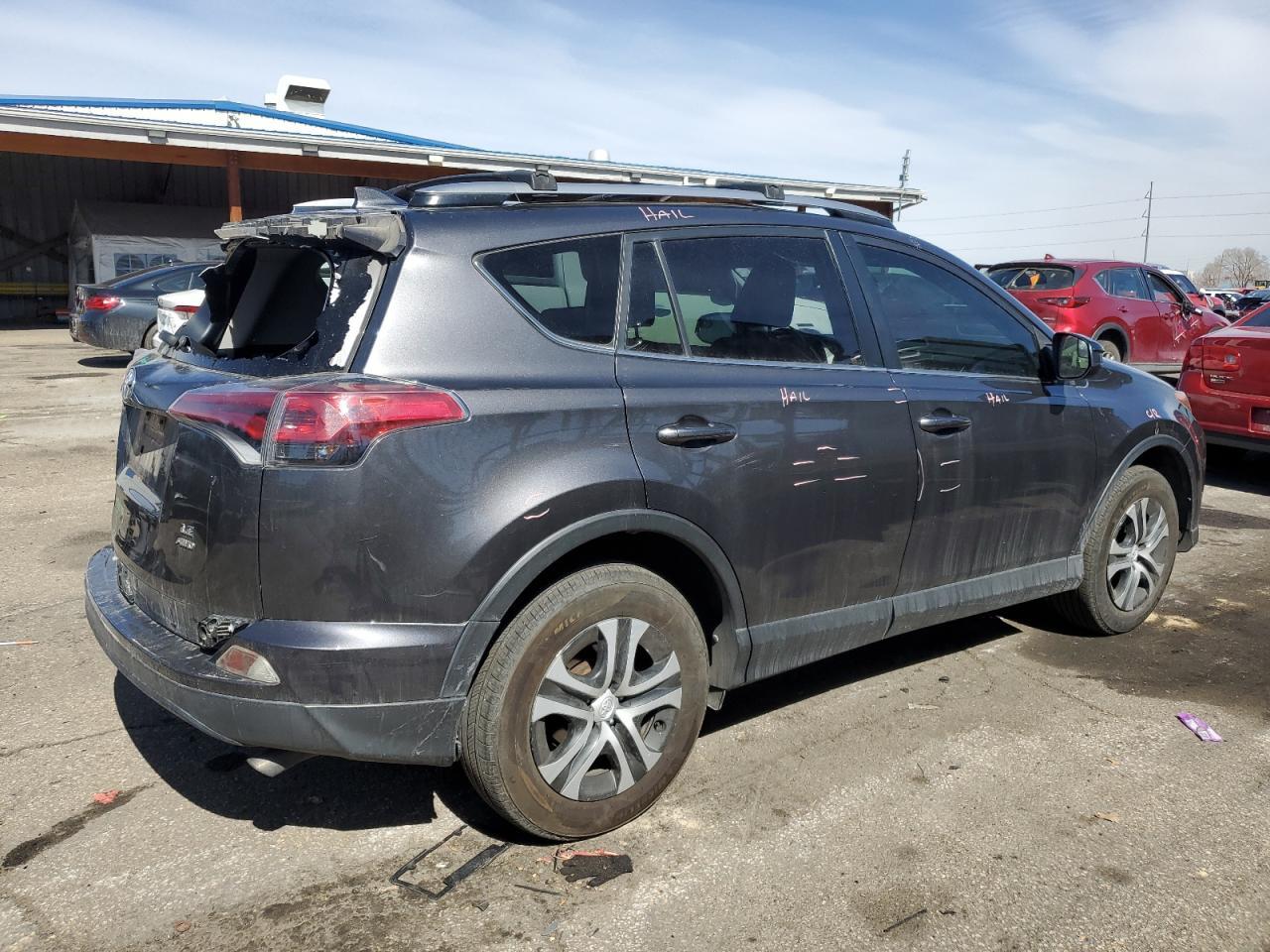 2017 TOYOTA RAV4 LE - Image 3