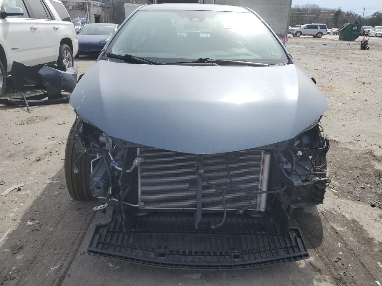 2018 TOYOTA COROLLA L - Фото 5