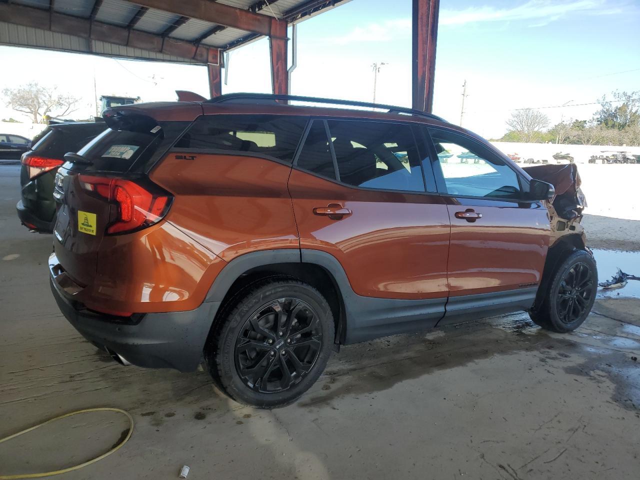 2019 GMC TERRAIN SL - Image 3
