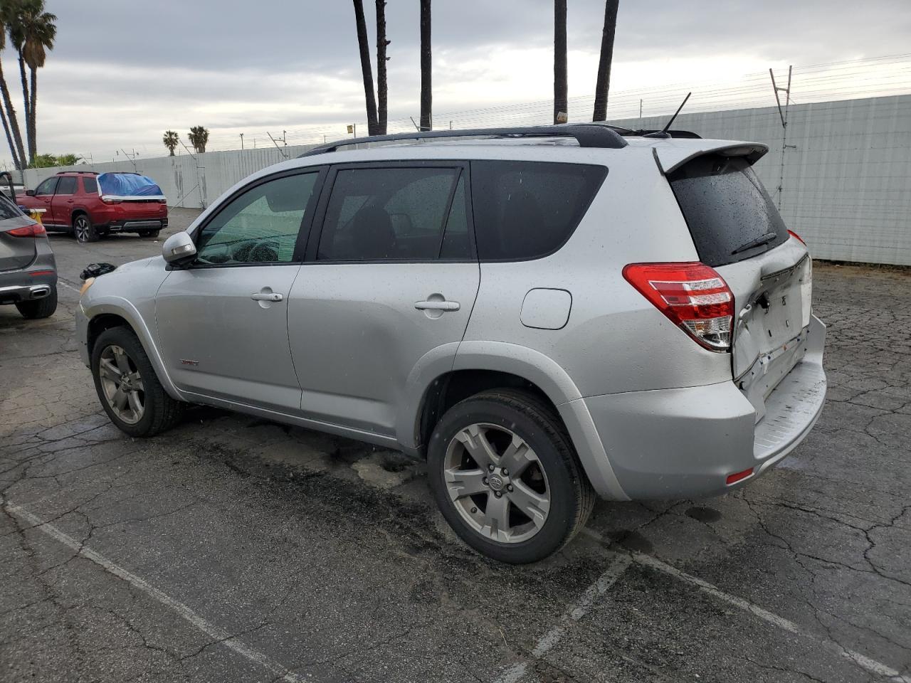 2011 TOYOTA RAV4 SPORT - Фото 2