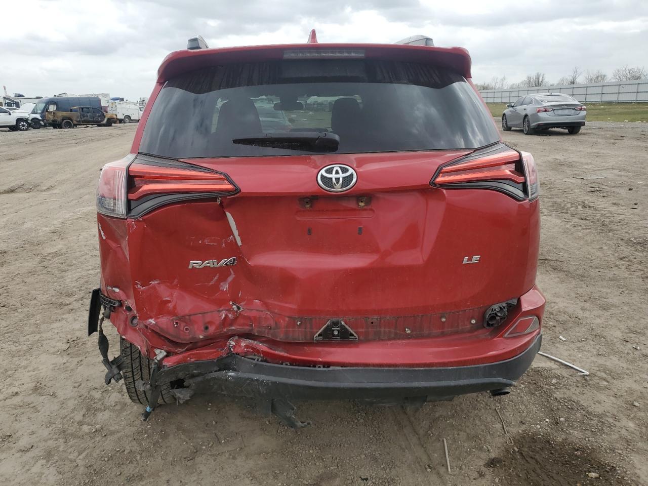 2017 TOYOTA RAV4 LE - Image 6
