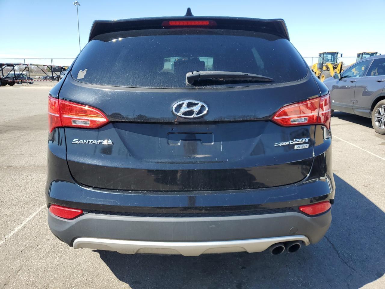 2013 HYUNDAI SANTA FE S - Image 6
