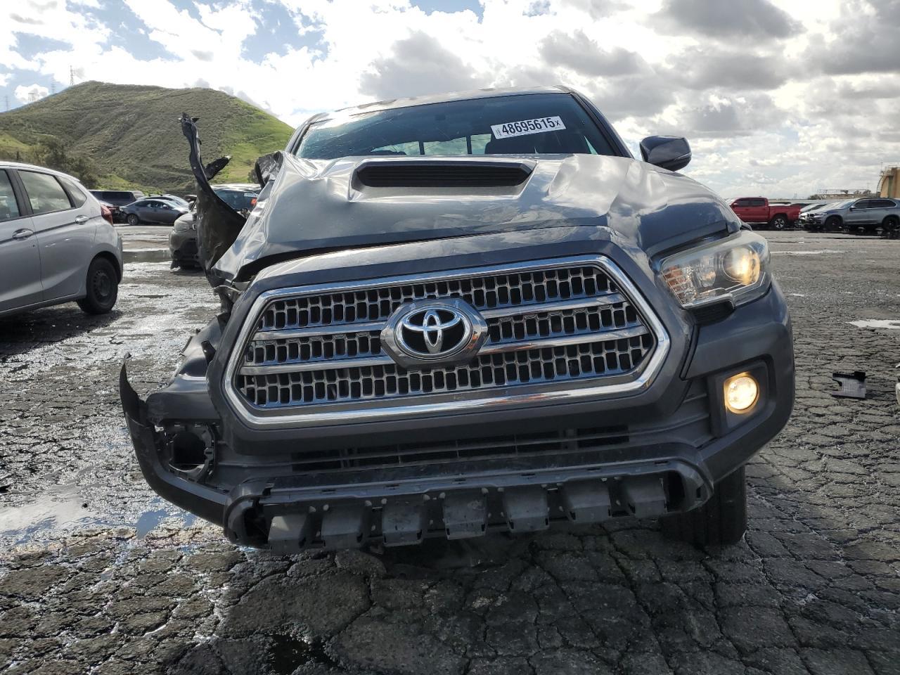 2016 TOYOTA TACOMA DOU - Фото 5