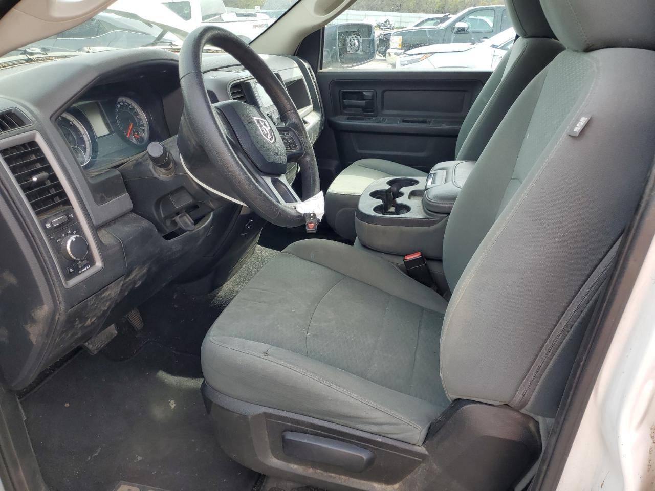 2017 RAM 1500 ST - Image 7