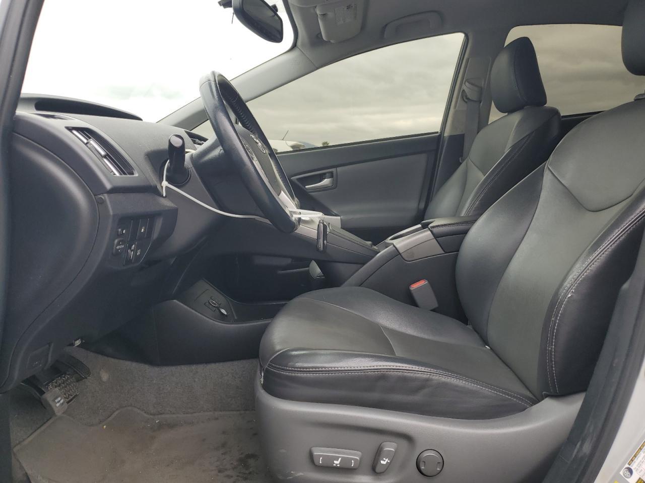 2014 TOYOTA PRIUS PLUG - Image 7