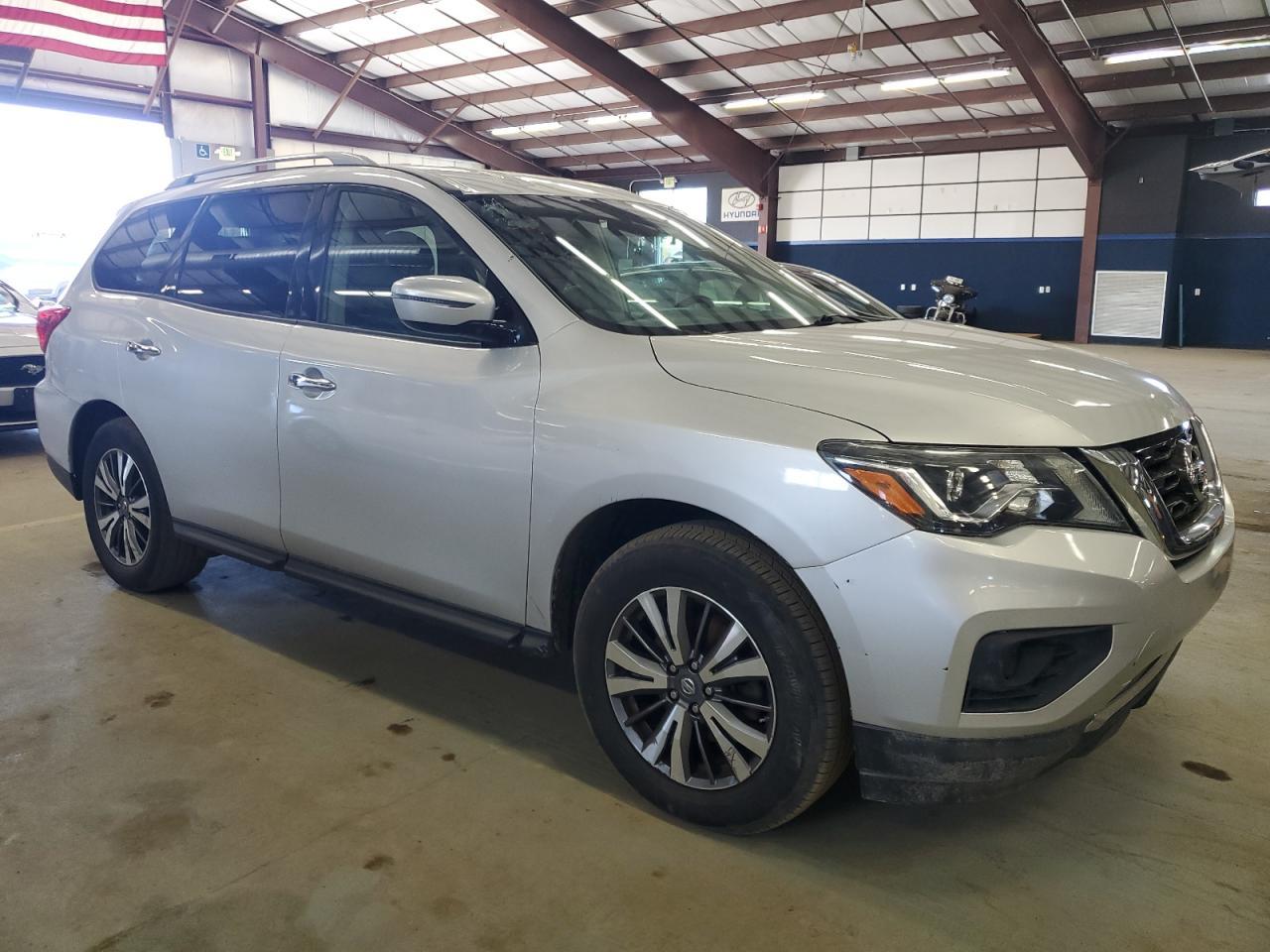 2017 NISSAN PATHFINDER - Image 4