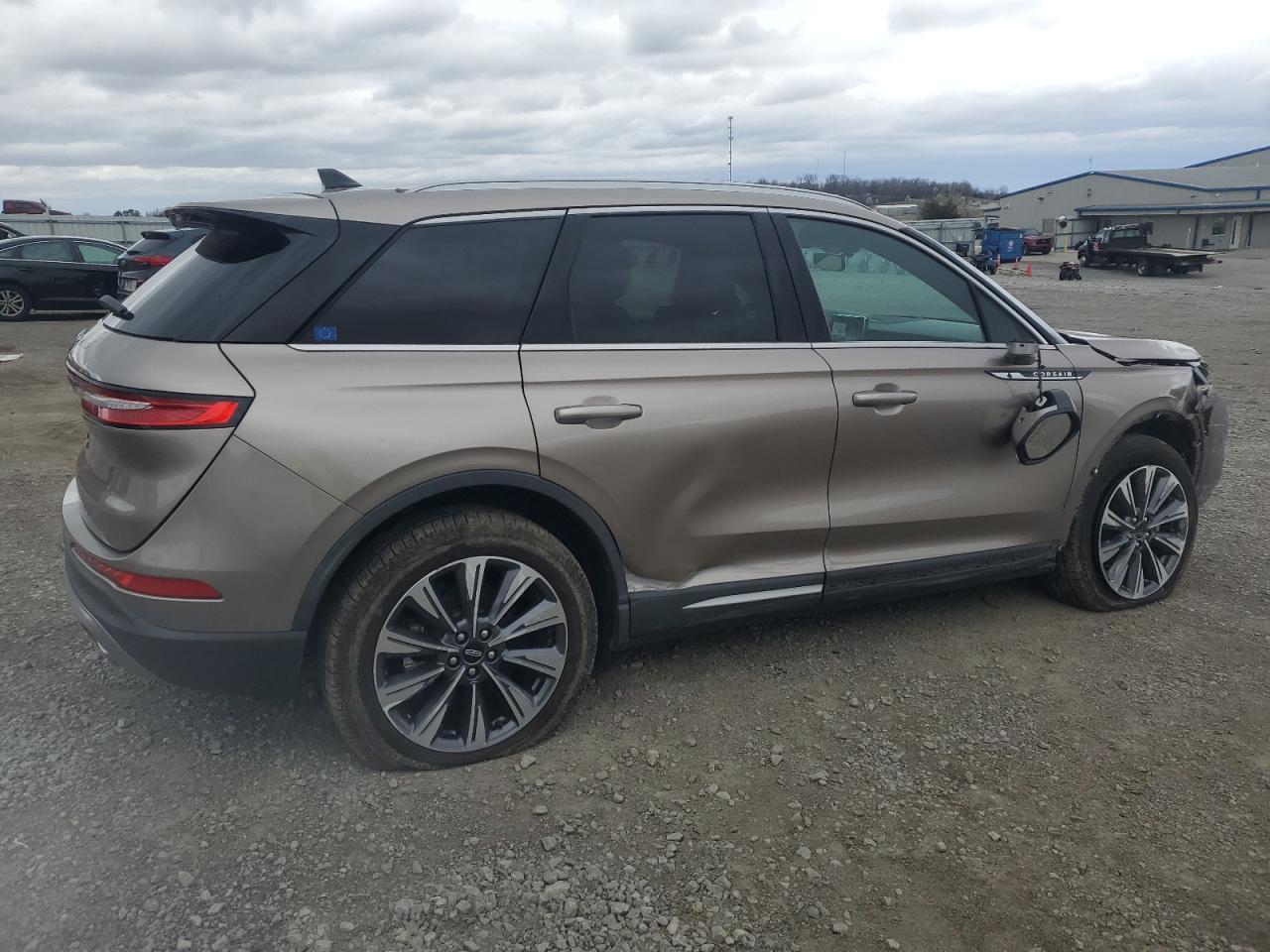 2020 LINCOLN CORSAIR RE - Фото 3