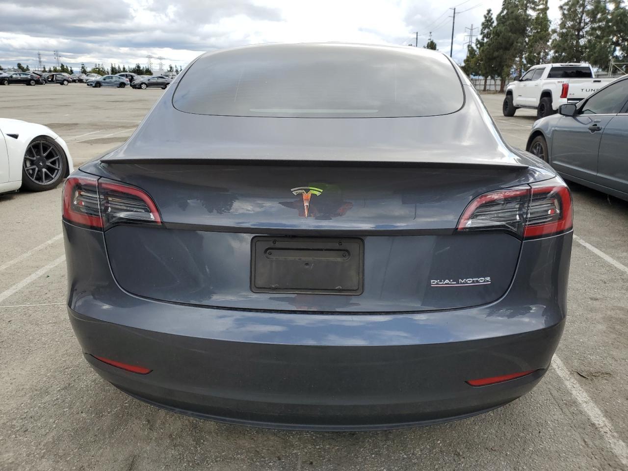 2023 TESLA MODEL 3 - Фото 6