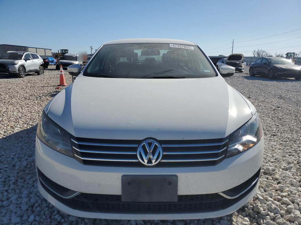 2014 VOLKSWAGEN PASSAT S - Фото 5