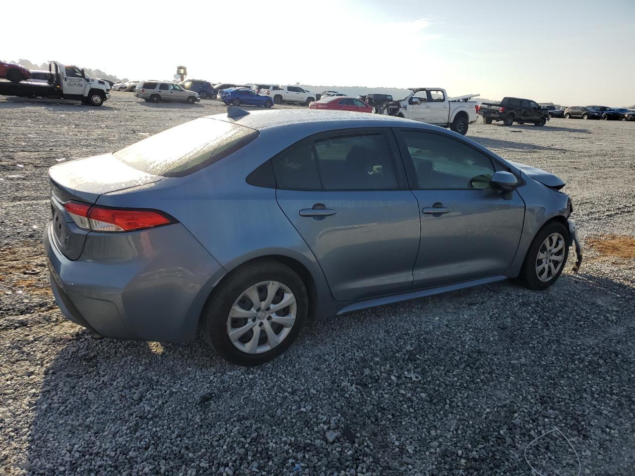 2021 TOYOTA COROLLA LE - Фото 3