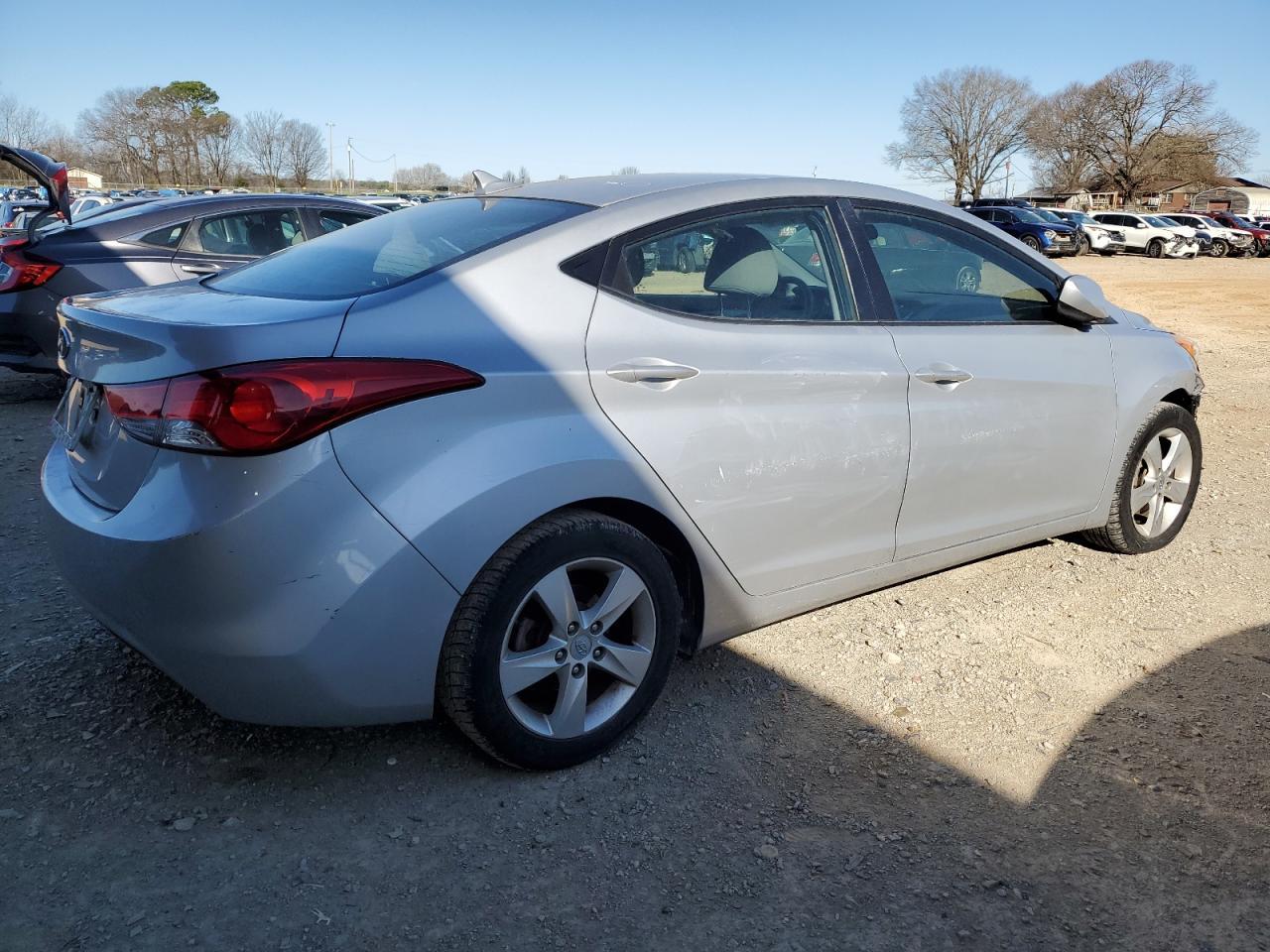 2011 HYUNDAI ELANTRA GL - Image 3