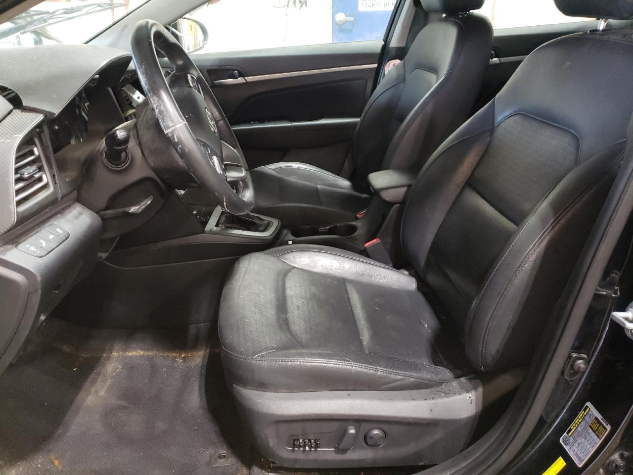 2019 HYUNDAI ELANTRA SE - Фото 7