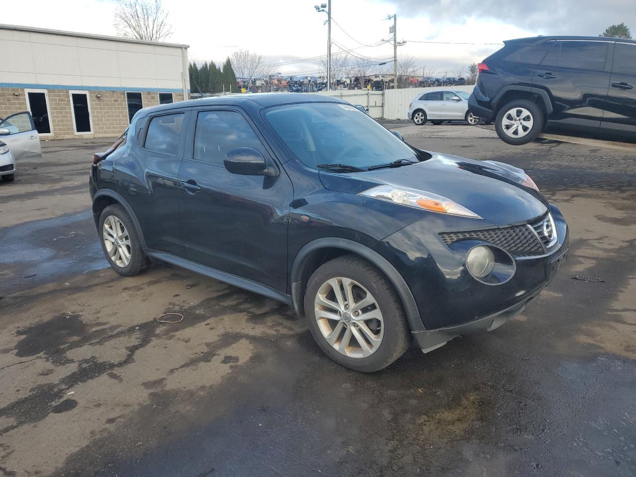 2011 NISSAN JUKE S - Фото 4